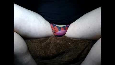 Snapshot of nottoobored chatting on February 4, 3:12 am nottoobored online show from February 4, 3:12 am