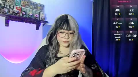 Snapshot of nova_gara chatting on June 16, 1:08 am s online show from June 16, 1:08 am