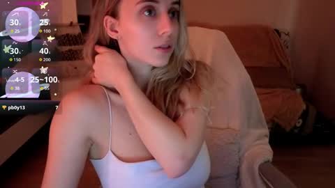 Mary online show from March 6, 3:30 pm