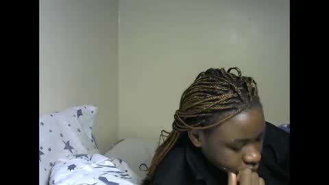 Snapshot of novaah chatting on September 19, 2:18 pm novaah online show from September 19, 2:18 pm