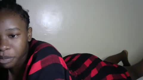 Snapshot of novaah chatting on April 28, 2:27 am novaah online show from April 28, 2:27 am