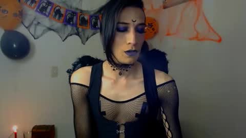 Nova...  online show from October 10, 10:53 pm