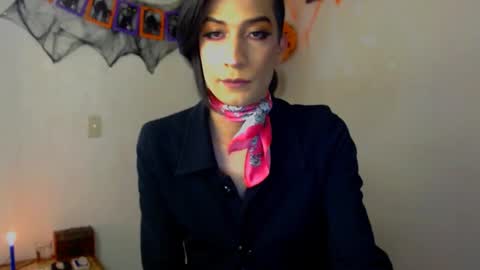Snapshot of novanyx11 chatting on October 16, 9:27 pm Nova... online show from October 16, 9:27 pm
