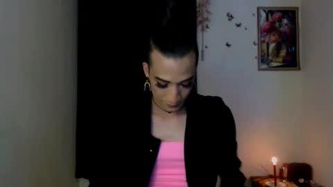 Snapshot of novanyx11 chatting on November 6, 10:10 pm Nova... online show from November 6, 10:10 pm