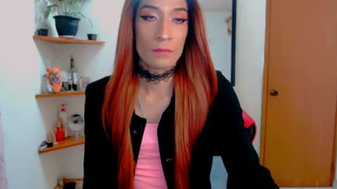 Snapshot of novanyx11 chatting on June 18, 11:20 pm Nova... online show from June 18, 11:20 pm