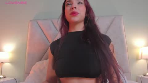 novasilk online show from June 9, 7:25 pm