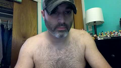 Snapshot of novatron6996 chatting on February 19, 3:39 am novatron6996 online show from February 19, 3:39 am