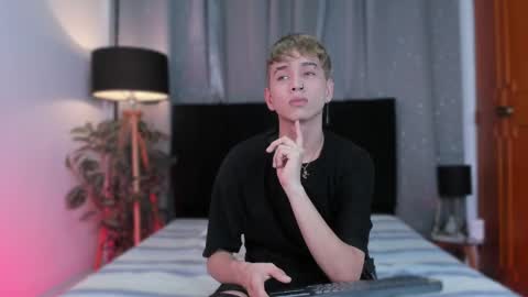 NovayBrian online show from January 7, 4:29 am