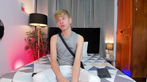 NovayBrian online show from January 13, 4:39 am