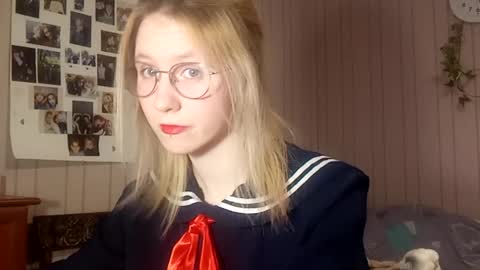 Sari  It is my first day  online show from February 12, 2:12 pm