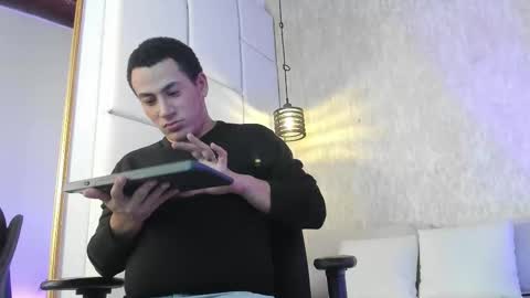 Snapshot of noxx_adkins chatting on March 29, 2:11 am Sam online show from March 29, 2:11 am