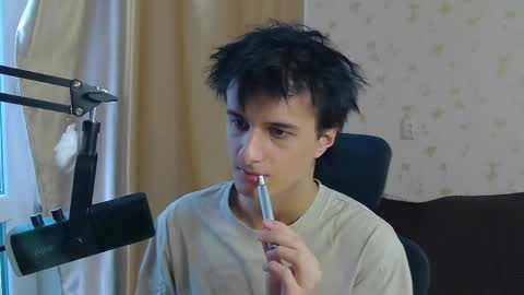 Snapshot of nuar_x chatting on May 15, 12:56 pm Nuar X online show from May 15, 12:56 pm