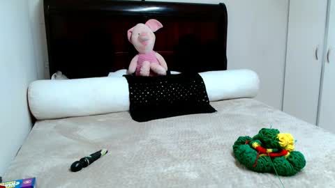 Snapshot of nubiangiggles chatting on November 23, 6:30 pm Nubiangiggles online show from November 23, 6:30 pm