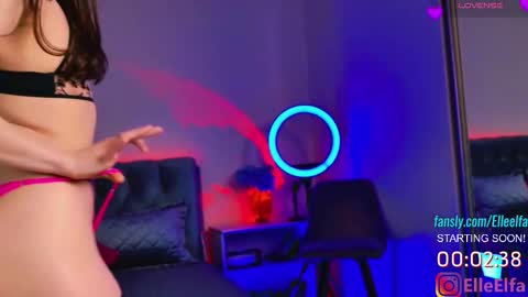 Snapshot of nudeella chatting on September 18, 7:38 pm ElfaElle Im online .Wednesday Thursday Friday Saturday Sunday from 10pm to 2am GMT3 online show from September 18, 7:38 pm