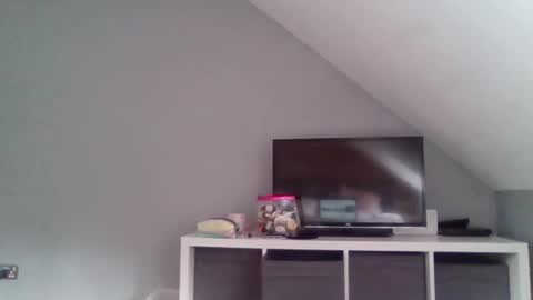 Alice  Nudgeman online show from September 28, 9:03 am