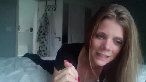 Alice  Nudgeman online show from October 9, 8:12 am