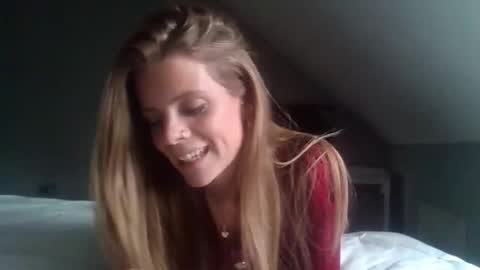 Alice  Nudgeman online show from October 24, 10:22 am