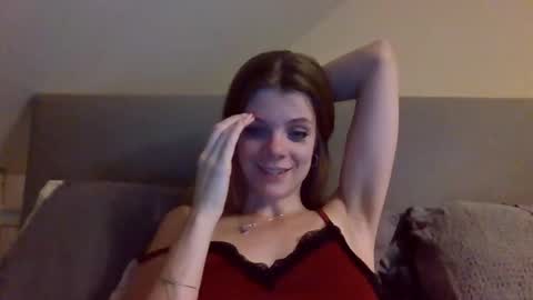 Alice  Nudgeman online show from November 29, 6:38 am