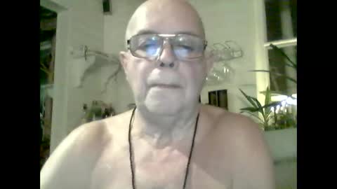 Haky online show from December 2, 9:06 pm
