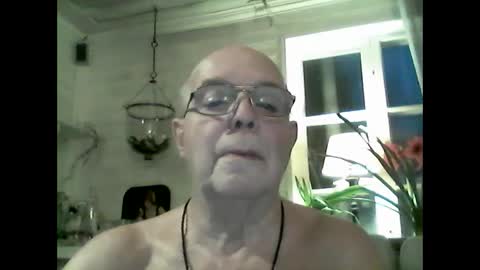 Haky online show from January 5, 3:02 pm