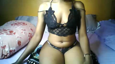 nukshypipi online show from May 26, 8:21 am