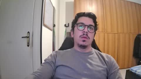 nuotatore90 online show from March 4, 9:21 pm