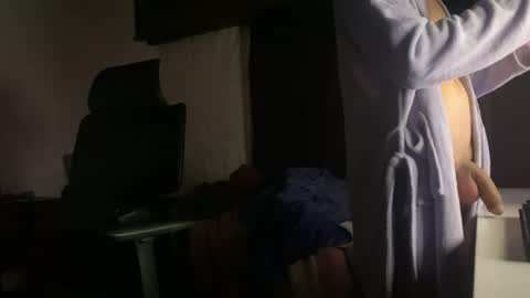 Snapshot of nuria__ chatting on August 3, 4:33 am nuria__ online show from August 3, 4:33 am