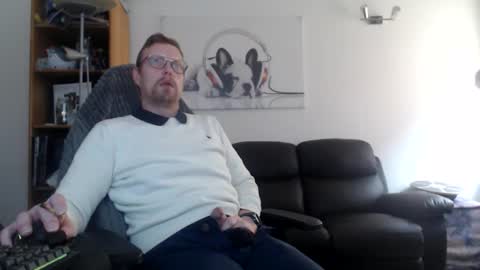 Snapshot of nursefan chatting on November 21, 12:37 pm nursefan online show from November 21, 12:37 pm