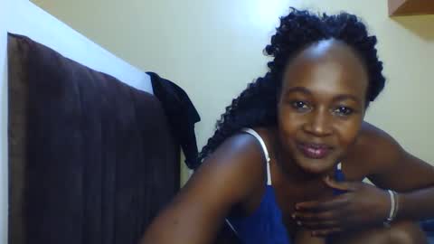 nutgal online show from October 17, 4:53 pm