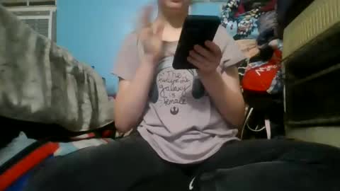 nuthin2cee online show from December 3, 7:49 am