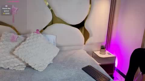 nuvijones online show from September 10, 7:58 pm