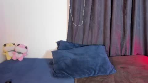 Snapshot of nya_brown chatting on June 25, 3:06 am Nya online show from June 25, 3:06 am