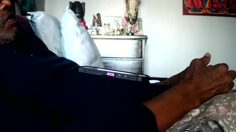 KN online show from October 16, 4:08 pm