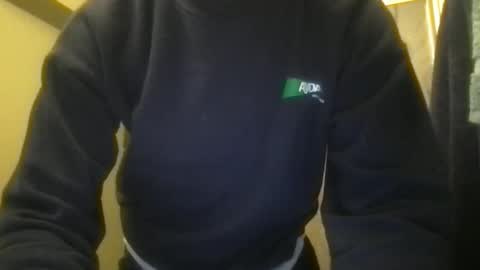 Snapshot of nycstraightmeat chatting on October 25, 3:03 am Eric online show from October 25, 3:03 am