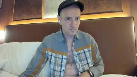 Snapshot of nyhudsonvalleyfun chatting on February 24, 12:48 pm HudsonValleyNYfun online show from February 24, 12:48 pm