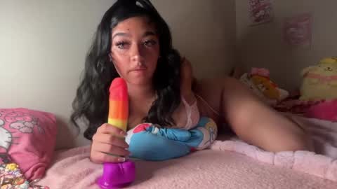 Snapshot of nylasinns chatting on May 15, 2:18 am nylasinns online show from May 15, 2:18 am