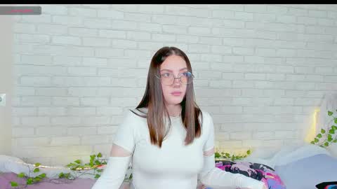 Snapshot of nymphalean chatting on November 22, 7:24 pm Kat online show from November 22, 7:24 pm