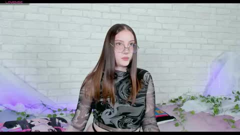 Kat online show from March 1, 7:05 pm