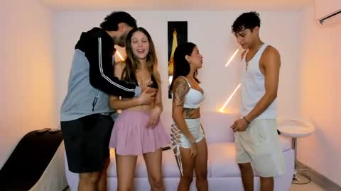 nympho_nathy_sophi online show from March 31, 1:11 pm