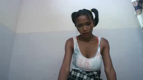 nympholinha online show from February 7, 3:55 am