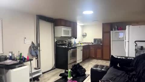 nymphomaticbaby online show from November 12, 3:18 am