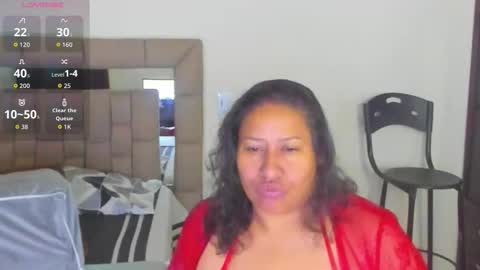 nyomi browm online show from November 26, 9:54 am