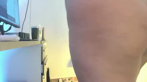 Snapshot of nyomi_browm chatting on April 23, 2:19 pm nyomi browm online show from April 23, 2:19 pm