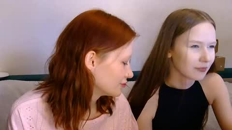 Snapshot of nyra_thira chatting on April 19, 2:16 pm nyra_thira online show from April 19, 2:16 pm