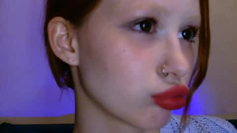 Snapshot of nyra_thira chatting on April 24, 5:59 pm nyra_thira online show from April 24, 5:59 pm