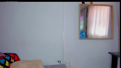 Snapshot of nyusha619933 chatting on February 25, 8:51 pm Laura nyu online show from February 25, 8:51 pm