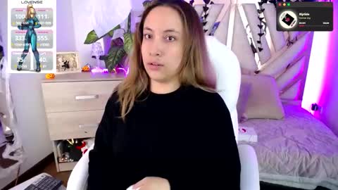 Alex   .    online show from October 18, 9:37 pm