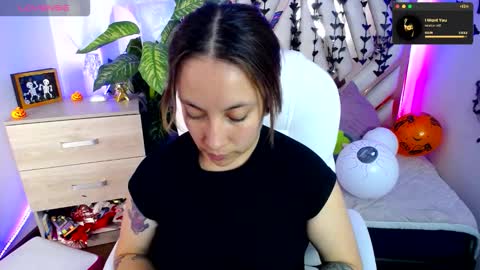 Alex   .    online show from November 3, 10:32 pm