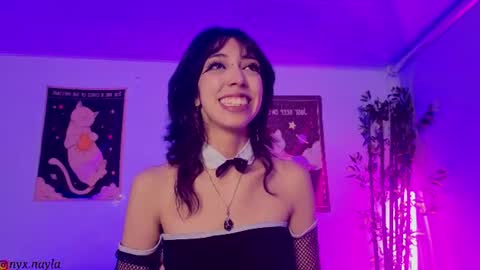   online show from July 7, 4:26 am