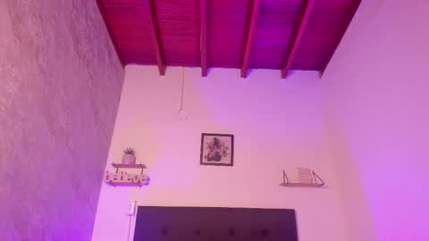 nyxa_ online show from November 7, 2:11 am